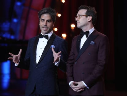 Ernesto Sevilla y Joaquín Reyes, durante la 32ª Edición de los Premios Goya.