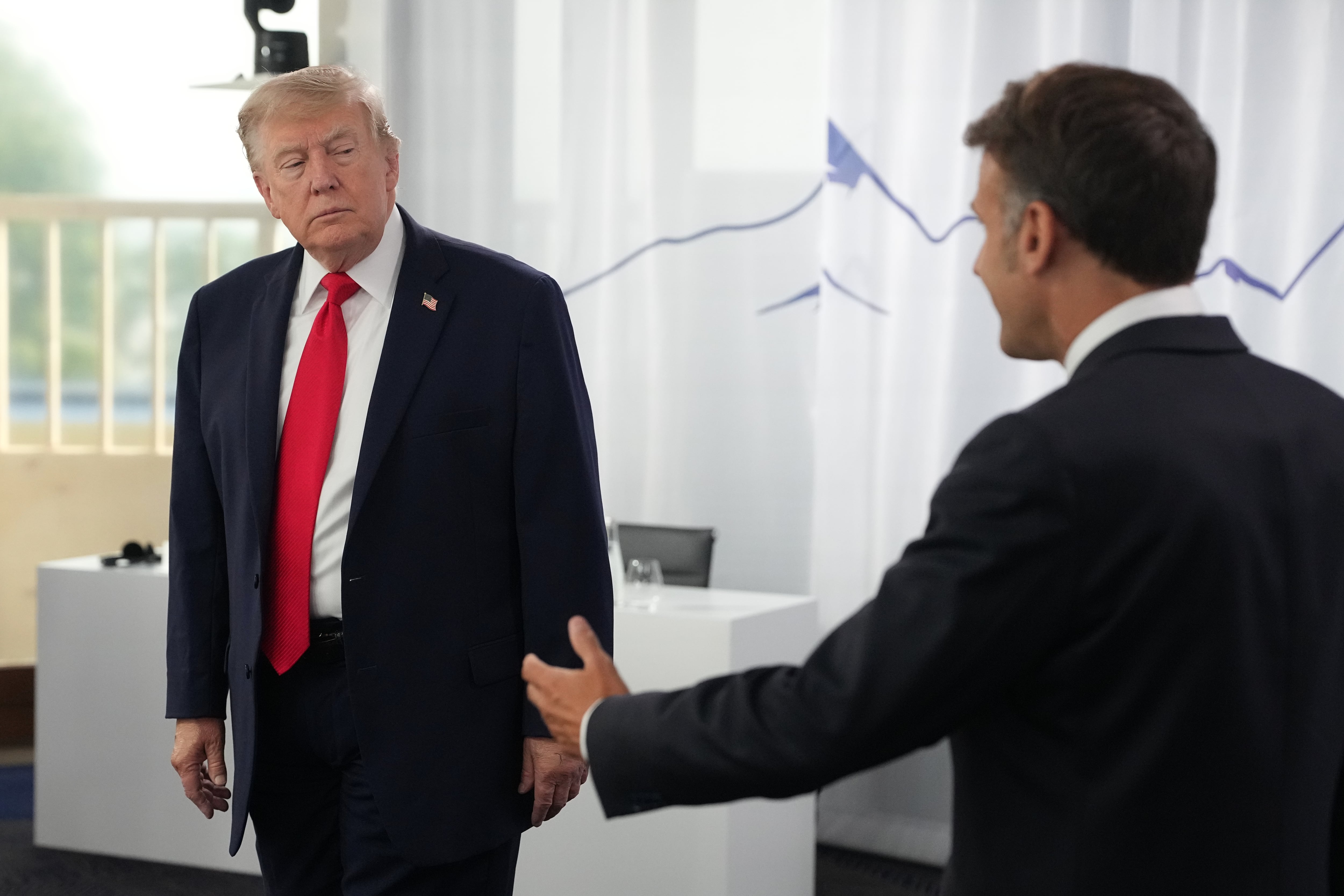 Macron VS Trump: penúltimo asalto