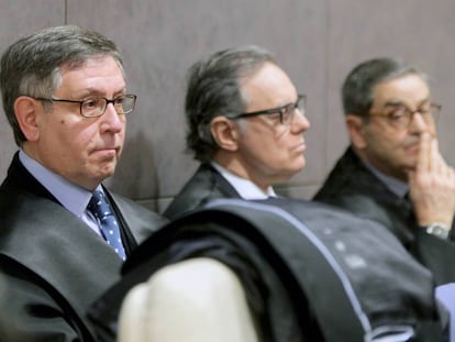 Mikel Cabieces, Rafael Alcorta y Mario Fern&aacute;ndez en el inicio del proceso.