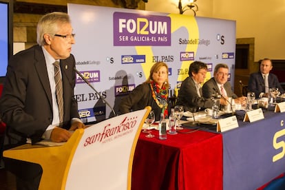 Cadenas; Aida Pena, directora de Contenidos de Radio Galicia; Xosé Hermida, delegado de El País en Galicia; Jordi Jordá, director regional de la SER; y Pablo Junceda, director del Sabadell Gallego.