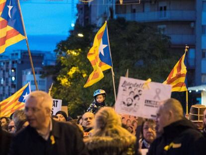 Manifestantes en las calles de Lleida.