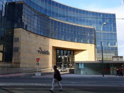 Sede de la televisión autonómica vasca, EITB, en Bilbao.