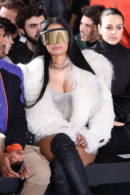 Nicki Minaj en la primera file del desfile de Rick Owens celebrado en París este jueves.