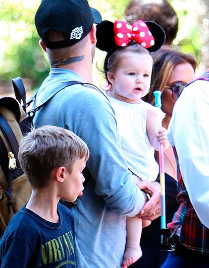 En Disney World, con orejas de Minnie Mouse.