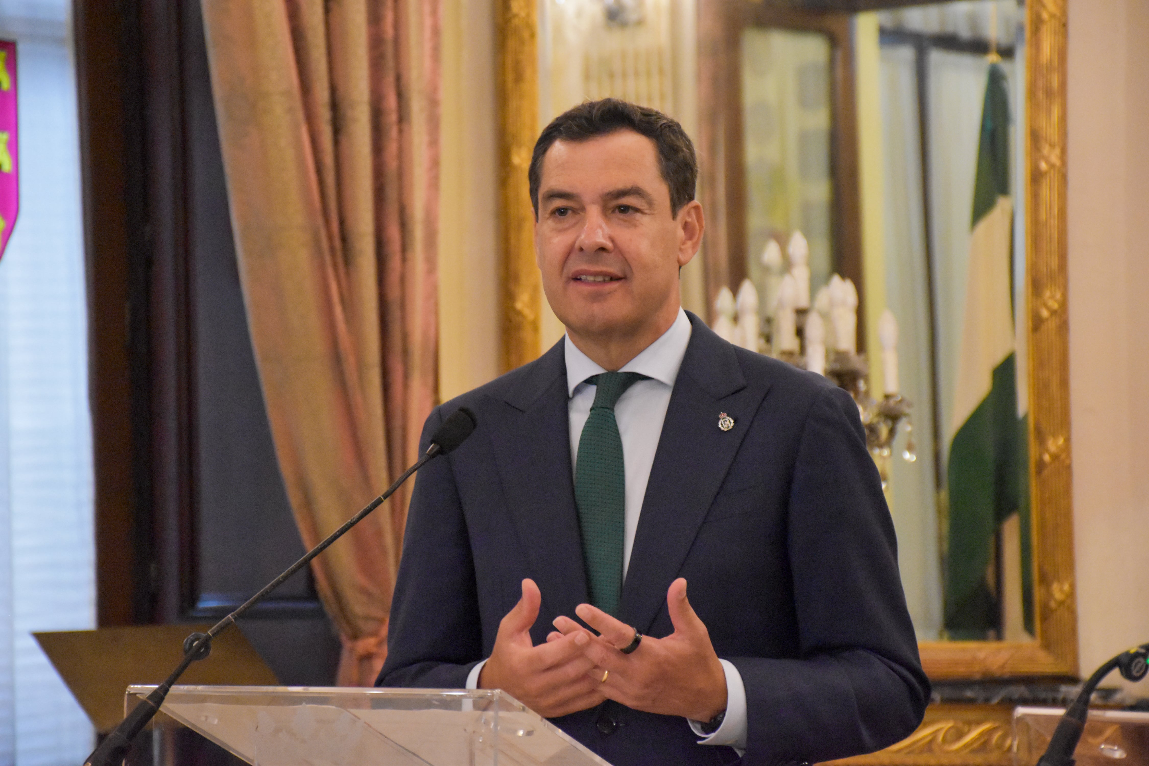 Moreno pide al Gobierno que reactive la unidad de la Guardia Civil contra el narcotráfico
