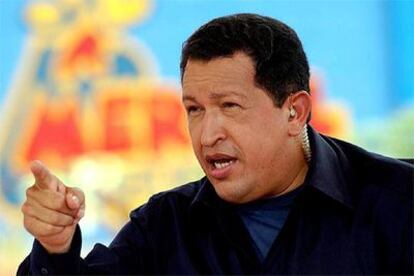 Hugo Chávez interviene en el programa <i>Aló, presidente</i> del pasado domingo.