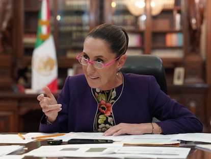 Claudia Sheinbaum durante la llamada con Donald Trump, este jueves en Ciudad de México.
