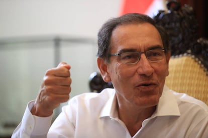 Martín Vizcarra durante a entrevista.