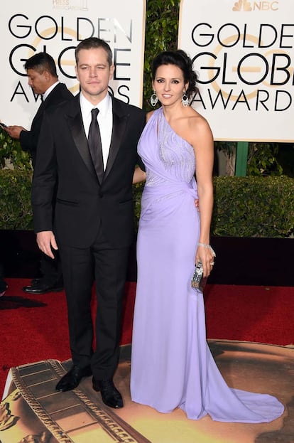 Matt Damon, ganador del Globo por Oro por su papel en Marte, junto a su mujer Luciana Damon.