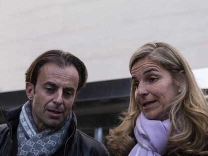 Arantxa Sanchez Vicario y su marido Josep Santacana en Barcelona en febrero de 2016. 