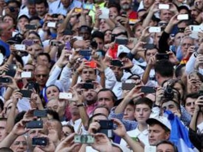 Espectadores de um jogo de futebol