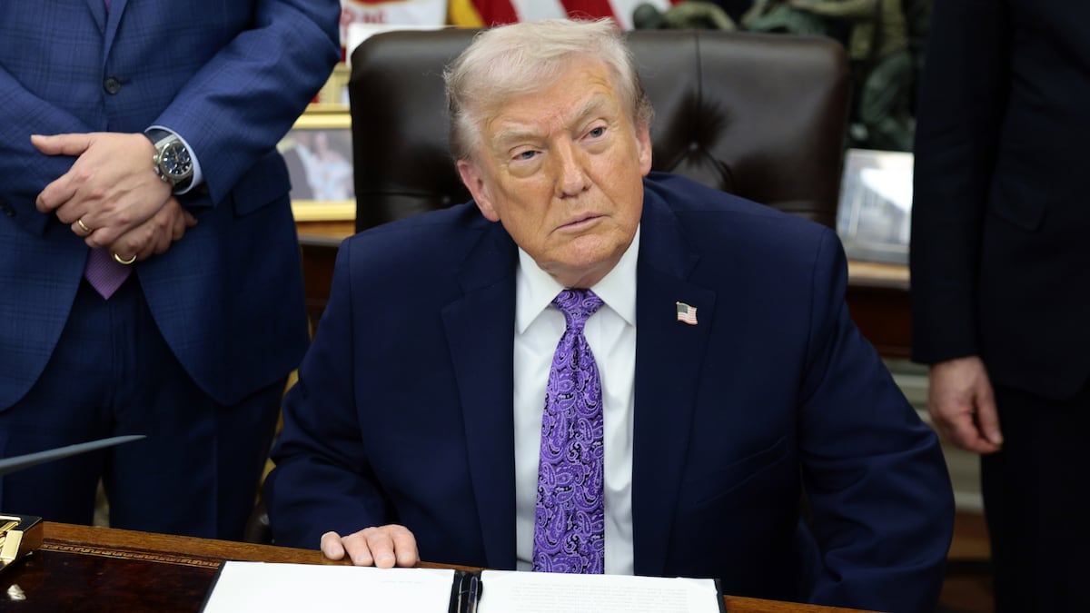 Trump presses a new button in his strategy against Maduro: Economic strangulation through oil