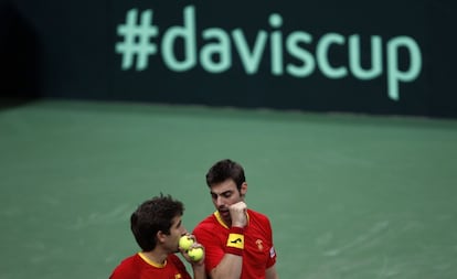 Marc Lopez y Marcel Granollers durante el partido.