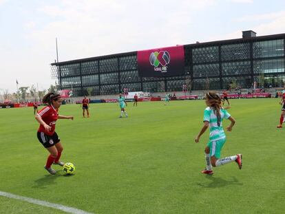 Uno de los juegos de la Copa MX Femenil entre las Xolas y Santos Laguna