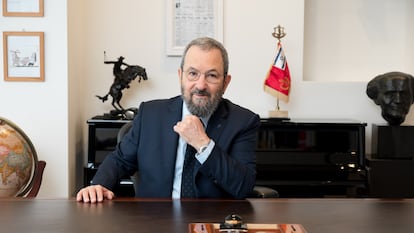 El ex primer ministro de Israel, Ehud Barak, posa para un retrato en su despacho, el pasado 18 de julio en Tel Aviv (Israel).