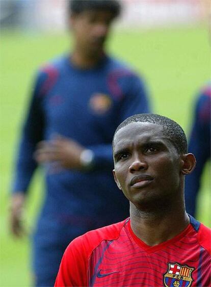 Samuel Eto'o, en un entrenamiento con el Barcelona