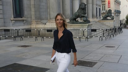 La exportavoz del Grupo Popular, Cayetana Álvarez de Toledo, la semana pasada frente al Congreso.