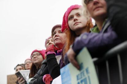 Participantes en la 'Marcha de las Mujeres' contra Donald Trump por las calles de Washington.