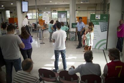 Una oficina de empleo del sistema público en Sanlúcar la Mayor (Sevilla)