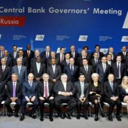 Foto de familia, con los ministros de Finanzas del G20 reunidos en Moscú.
