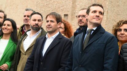 Santiago Abascal y Pablo Casado en la concentración convocada en la plaza de Colón de Madrid en 2019.