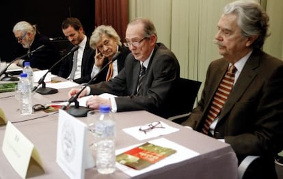 José Manuel Blecua interviene durante el homenaje en el Ateneo.