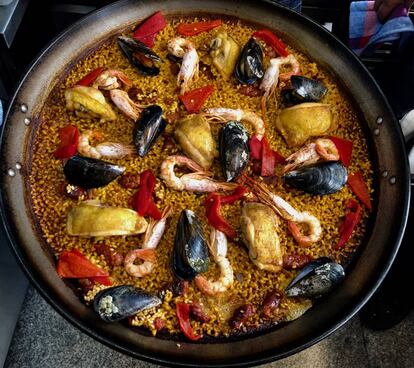 SPANISH PAELLA / CAPEL