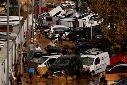 Una calle de Alfafar afectada por las lluvias de esta semana.