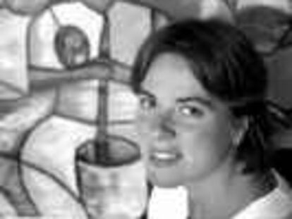 B 36048 - (26/jul/2000) - Color - E N T R E V I S T A D E V E R A N O - Núria Puigvert, ccoperante en Camerún - Foto : Consuelo Bautista -