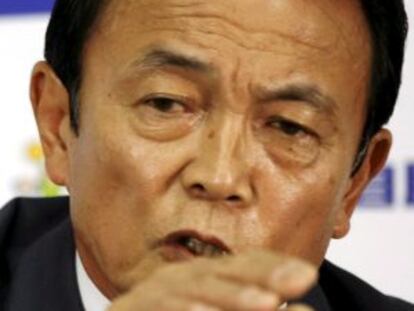 Taro Aso en una rueda de prensa en 2008.