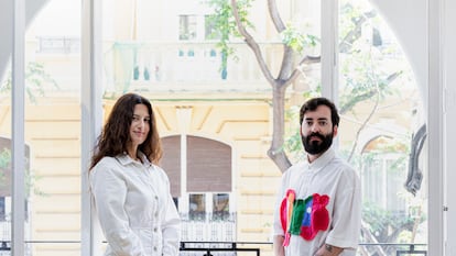 Rocío Moya e Isaac Guijarro, en su despacho en Valencia.
