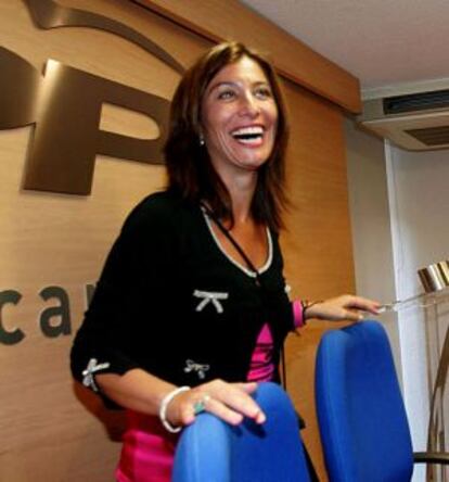 La exalcaldesa de Orihuela, Mónica Lorente, en una reunión del comité provincial del PP.