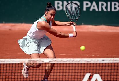 Sara Sorribes, durante el partido de la primera ronda contra Clara Burel.