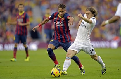 Neymar es entrado por Modric