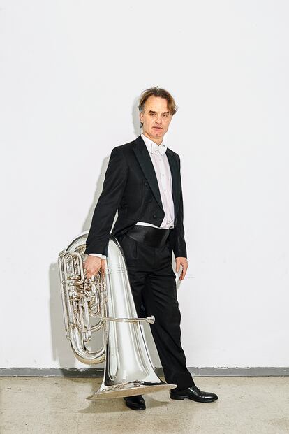 Orquesta sinfónica Galicia. En la imagen, Jesper Boile Nielsen,
tuba principal.