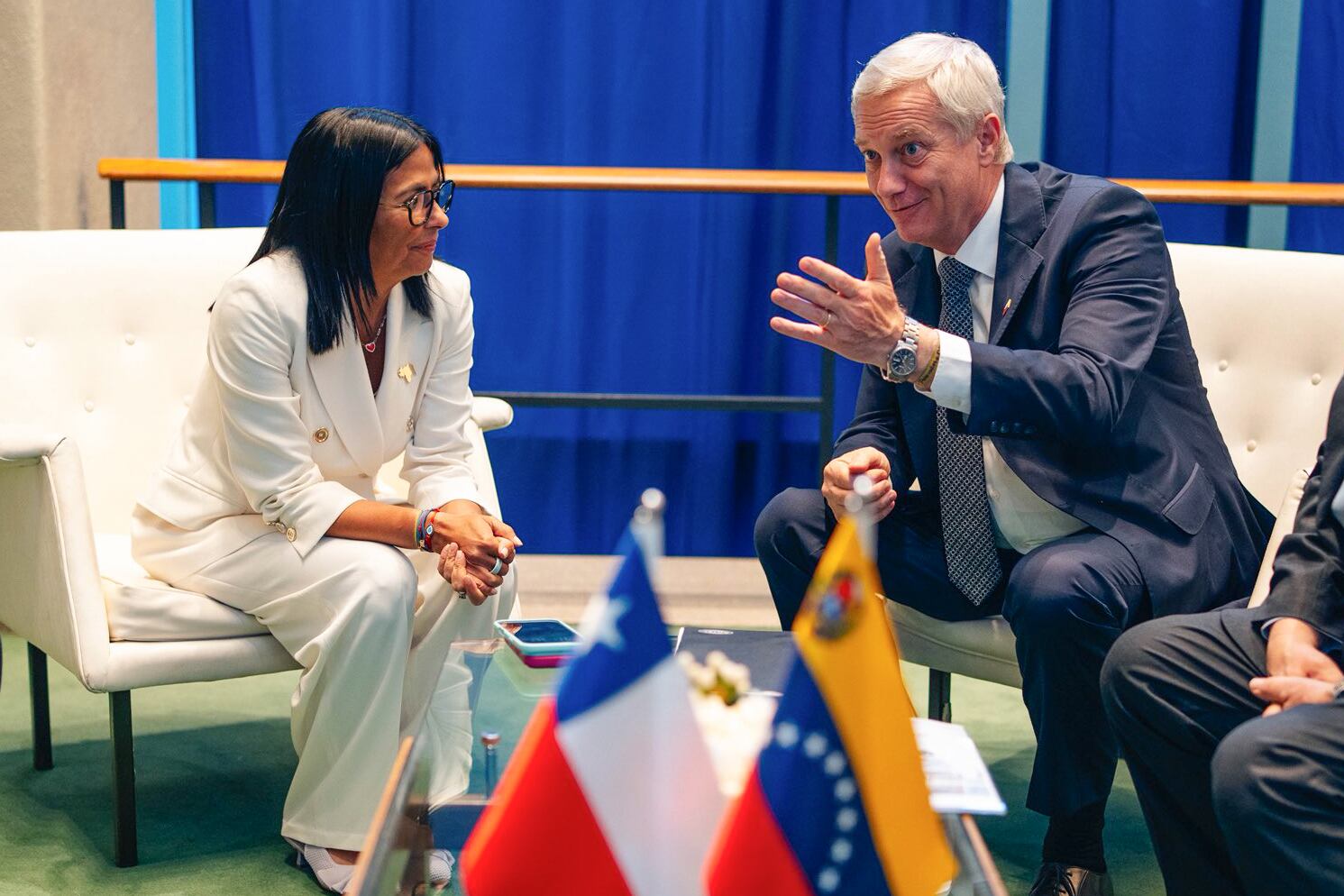 El Gobierno de Kast confirma que dos consulados en Venezuela volverán a operar