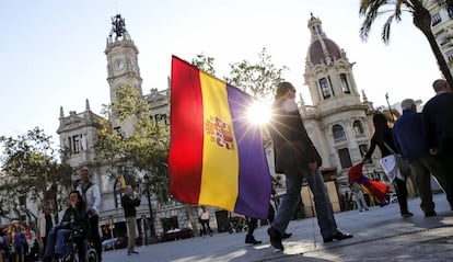 The flag of the Second Spanish Republic of 1931–1939.