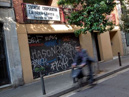 Sociedad Cooperativa La Nova Obrera, en la calle de Guadiana de Barcelona.