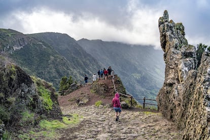 Punto de observación en el mirador de Jinama, en El Hierro.