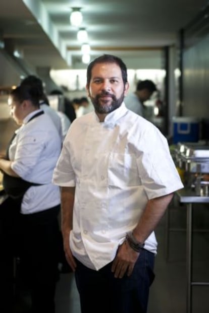 El chef Enrique Olvera, en su restaurante Pujol.