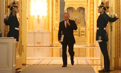 El presidente ruso Vladimir Putin, antes de su discurso del estado de la nación en el palacio del Kremlin, este jueves en Moscú.