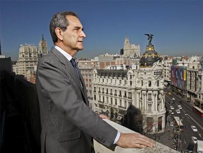 El profesor Terceiro, en la terraza del Círculo de Bellas Artes, en Madrid.