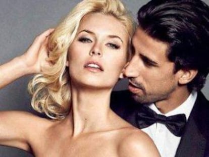 Posado de Khedira, futbolista del Real Madrid, con su novia, publicadas en un medio tunecino.