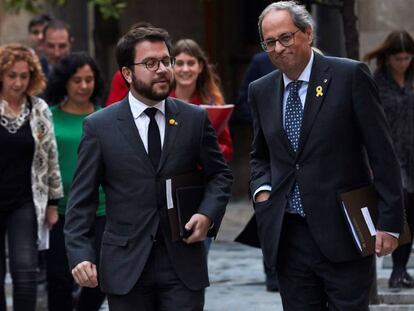 Torra y Aragonés, junto al resto de líderes, antes de la reunión.