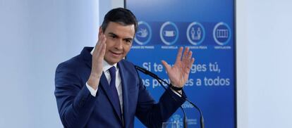 El presidente del Gobierno, Pedro Sánchez, en rueda de prensa tras la reunión del Consejo de Ministros, este martes en el Palacio de la Moncloa. 