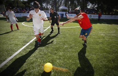 En el Mundial de fútbol para ciegos se juegan partidos de 40 minutos divididos en dos tiempos de 20.