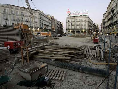 Obras de la estación subterránea de transporte público en la Puerta del Sol.