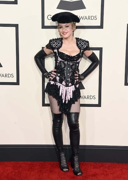 Vestida de torera (al igual que en su último videoclip) y de Givenchy, Madonna está en plena fase de promoción de su último trabajo, Rebel Heart