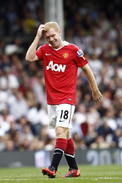 Paul Scholes, durante el partido ante el Fulham.