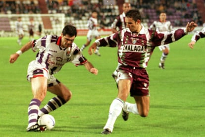 Alberto, en su etapa como jugador, en un Valladollid-Málaga de 1998.